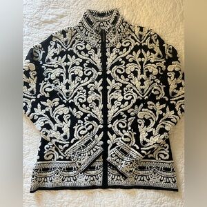 Icelandic design large black white zip sweater